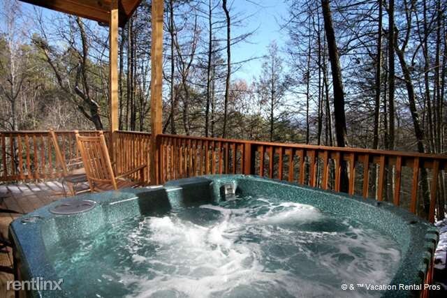 Foto principal - 933 Ski Mountain Rd