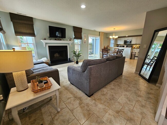 Building Photo - COLUMBUS STATION CONDOMINIUM