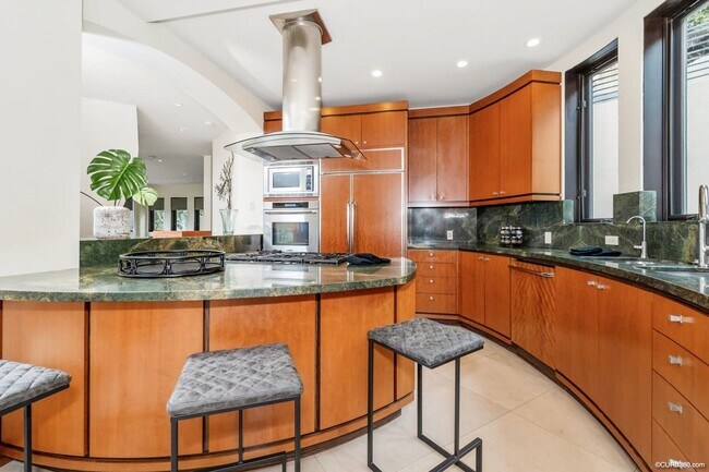 Foto del edificio - 1259 Olivet St