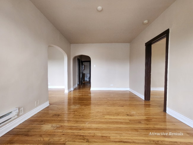 Foto del edificio - 5716 W Race Ave