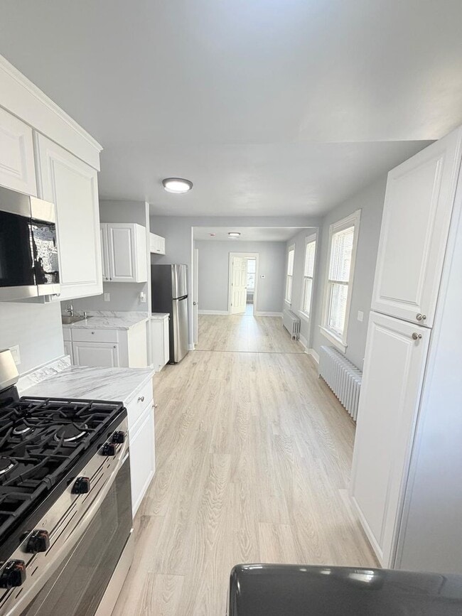 Foto del edificio - 39 Farren Ave