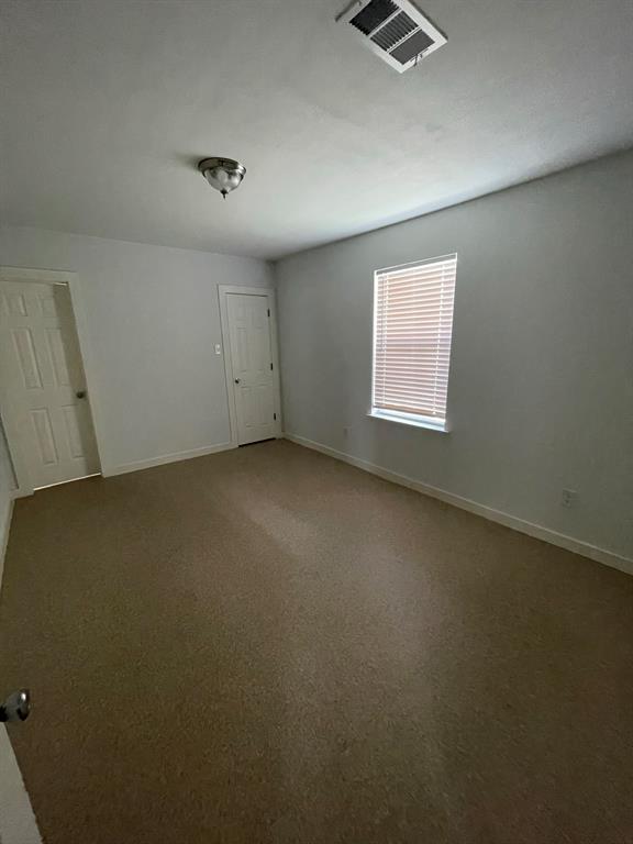 Foto del edificio - 2204 Hutchins St