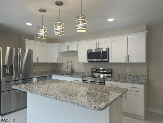 Foto del edificio - 4802 Tudor Dr