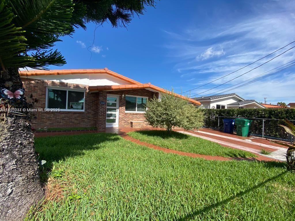 Foto principal - 3260 SW 87th Pl