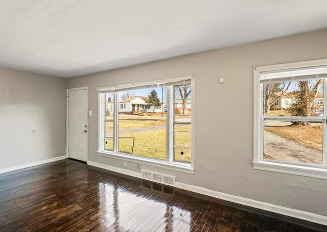 Building Photo - 6147 Shillington Ln