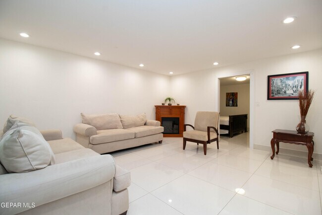 Foto del edificio - 637 Westview Ave