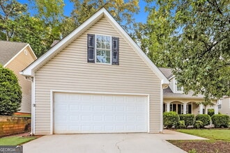 Building Photo - 329 Westhill Dr