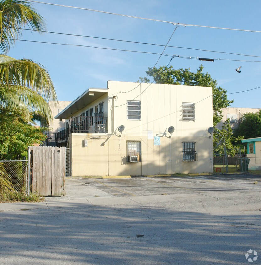 1245 NW 60th St, Miami, FL 33142 1245 NW 60th St Miami, FL