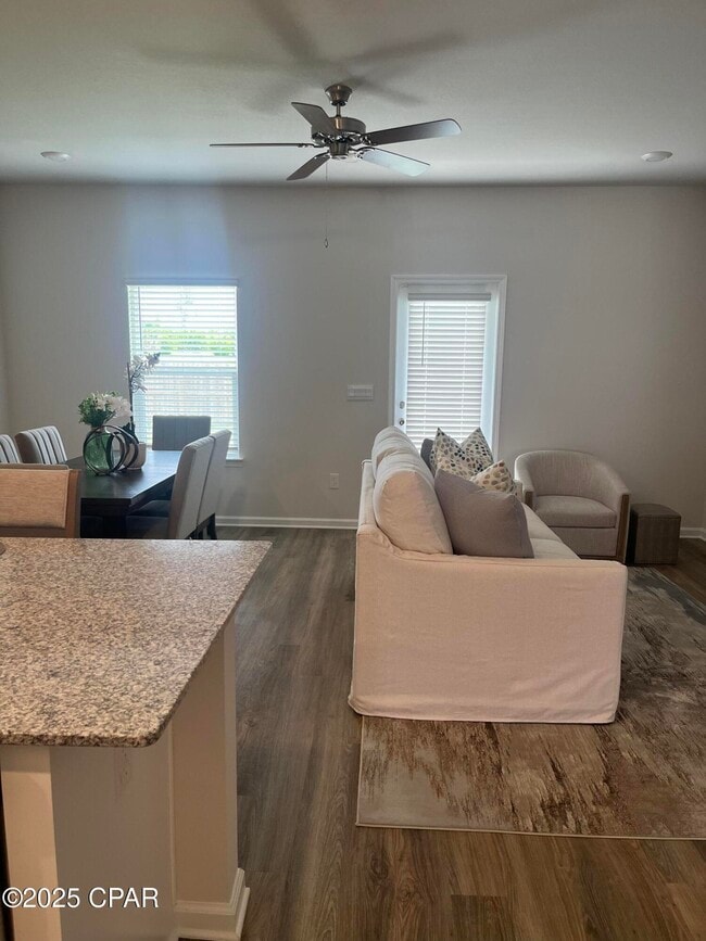 Building Photo - 1709 Jakes Dr