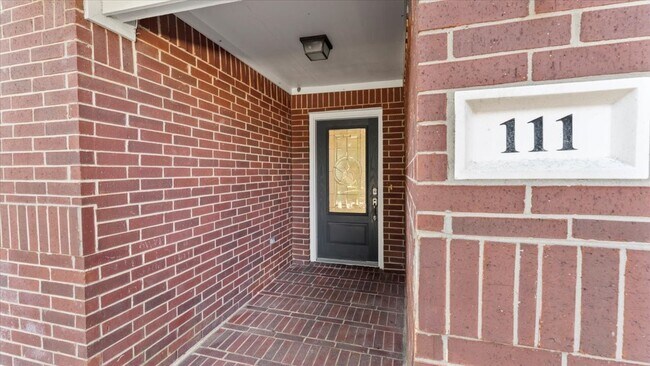 Building Photo - 111 N Misty Dawn Dr