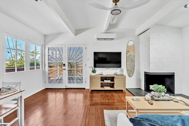 Foto del edificio - 4585 Saratoga Ave