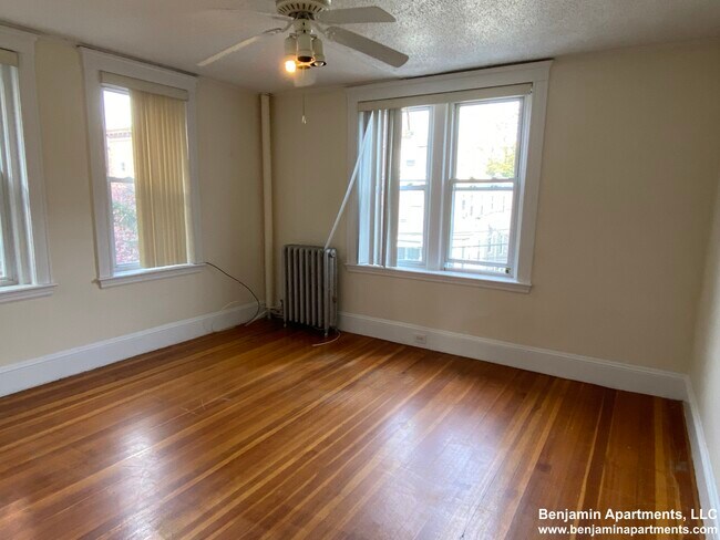 Foto del edificio - 15 Barrows St