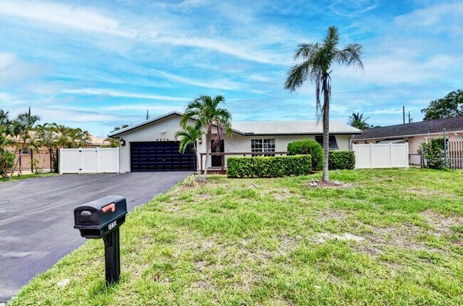 Foto del edificio - 4274 NW 2nd Ct