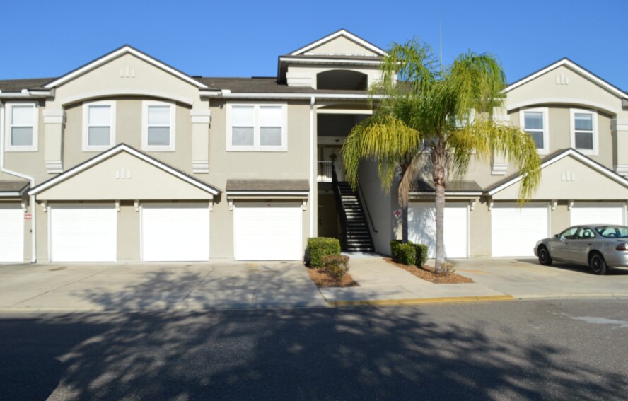 Foto principal - 7055 Deer Lodge Cir
