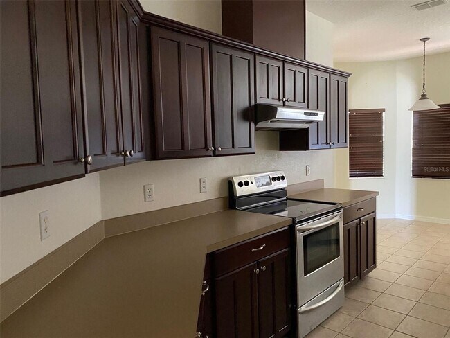 Building Photo - Brighton Lakes Rental