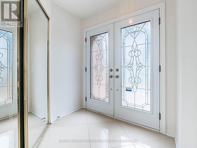 Building Photo - 86 Valonia Dr