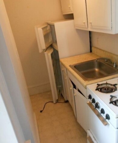 Building Photo - 2 Ware St