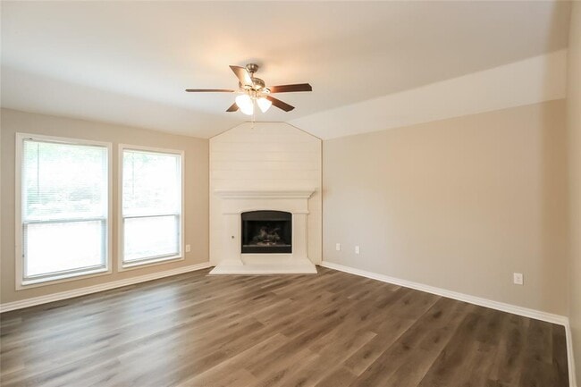 Foto del edificio - 11704 Gwendolyn Ln