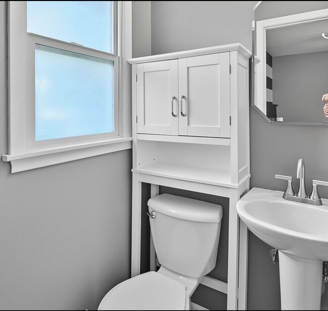 Photo - 11021 Spring St House