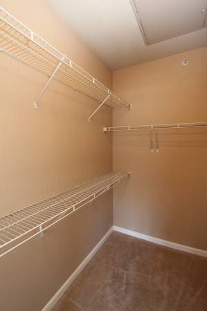 vestidor principal - 1104 Stockton Ridge