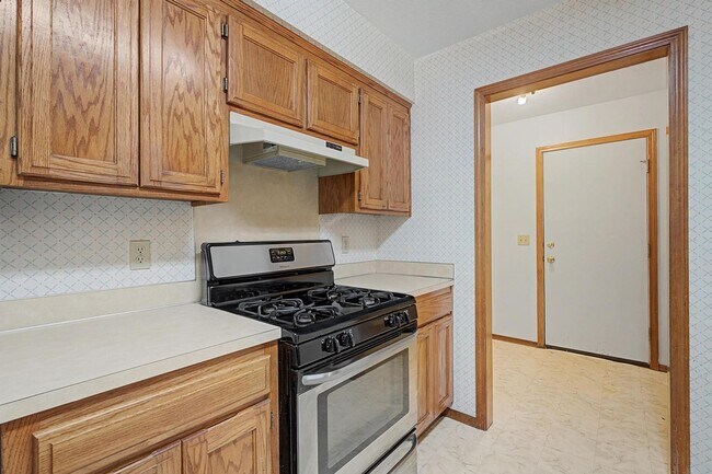 Foto del edificio - Welcome to this charming 2-bedroom, 2-bathroom home