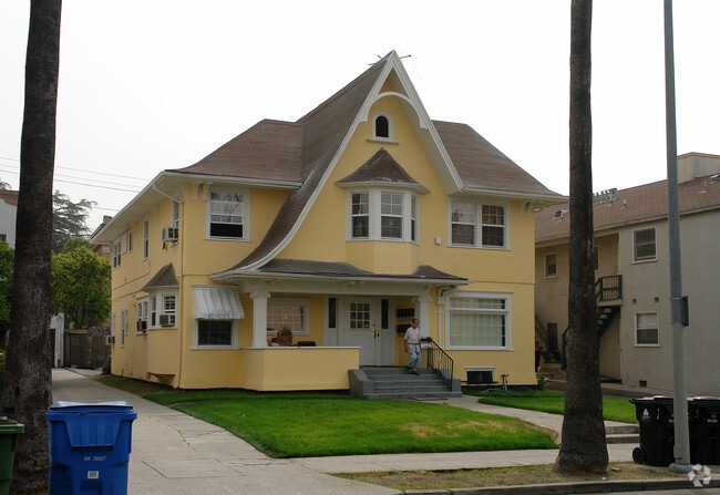 Building Photo - Wilton Place Apartments