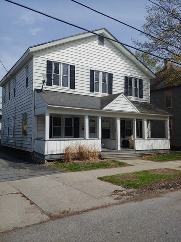 Building Photo - 248 Nelson Ave