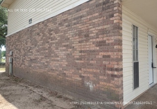 Building Photo - 1228 43rd Ave
