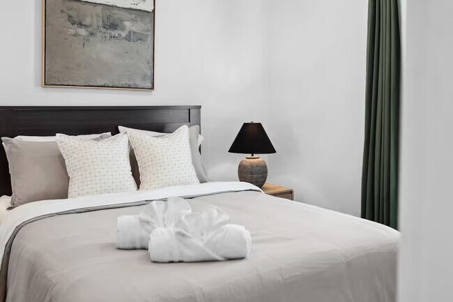 Foto del edificio - 7906 Montecito Ln