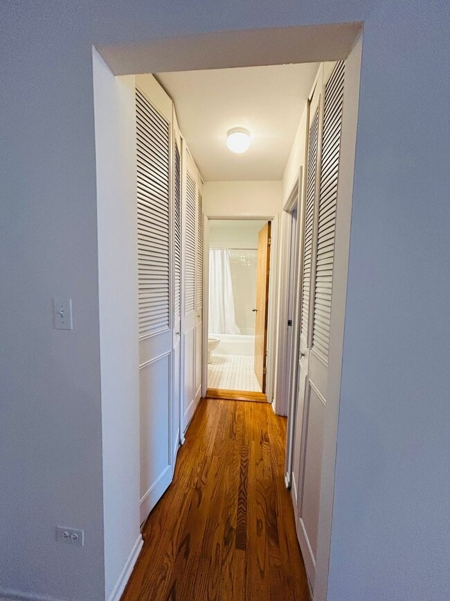 Interior Photo - Hollywood Beach