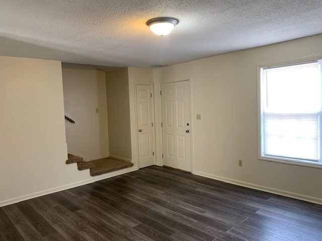 Foto del edificio - 1045 Brandy Ln