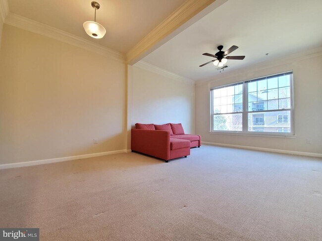 Building Photo - 1530 Spring Gate Dr.