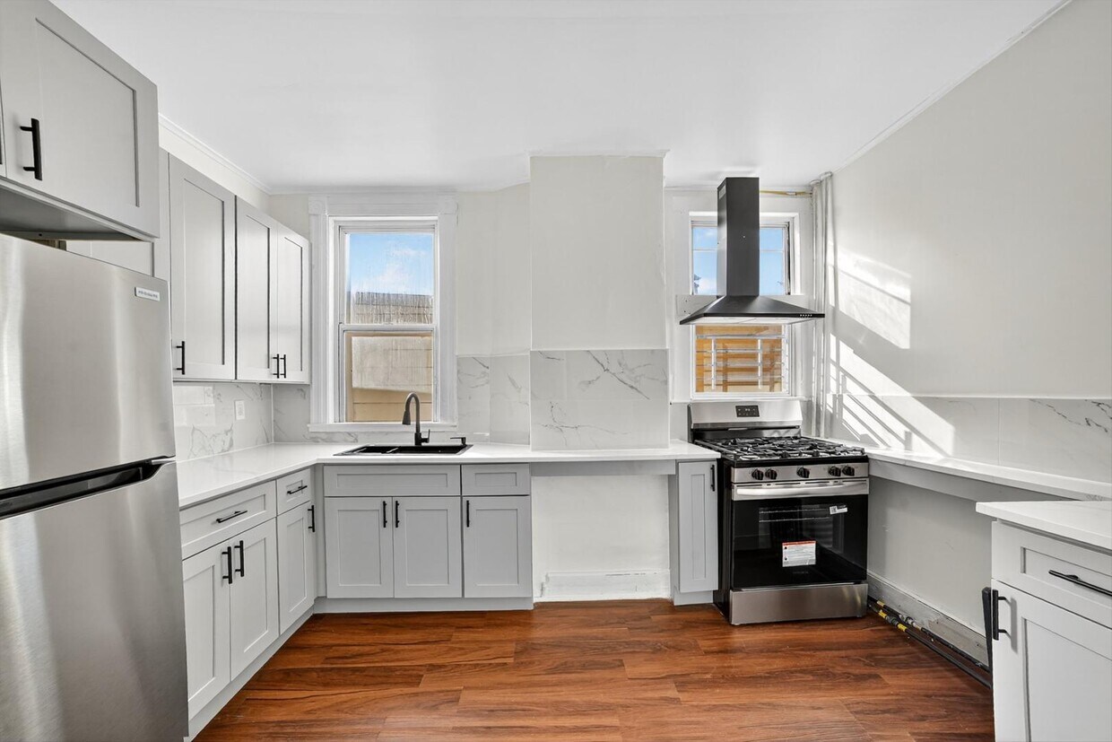 Primary Photo - 59 Park Hill Ave