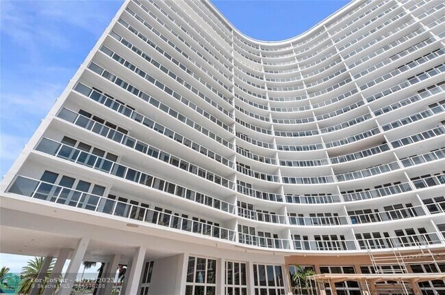 Building Photo - 4100 Galt Ocean Dr
