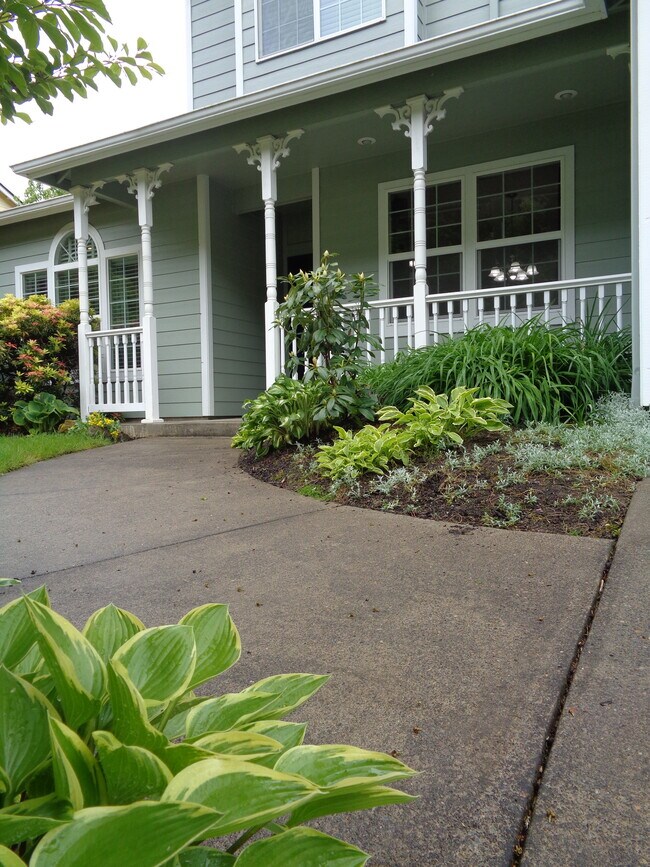 Building Photo - 1112 Enstad Ln