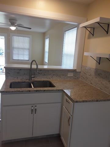Primary Photo - 5622 Arlington Park Dr