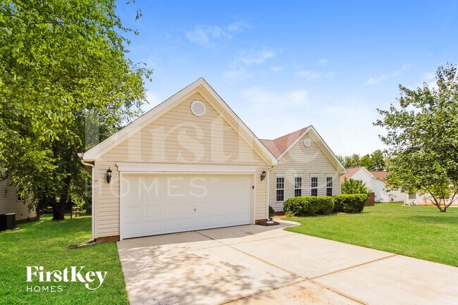 Foto del edificio - 11718 Black Maple Ave