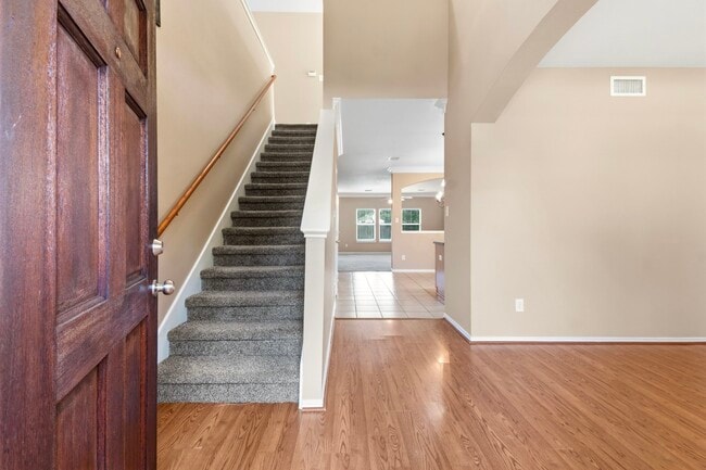 Building Photo - 11822 Green Willow Falls Dr