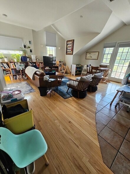 Foto del edificio - 19 Hilliard St