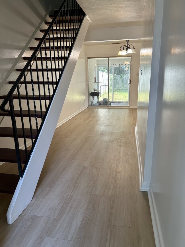 Foto del edificio - 5616 Colter Ct