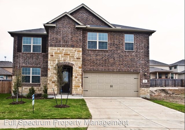 Primary Photo - 4 br, 2.5 bath House - 200 Golden Vista
