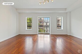Building Photo - 353 3rd St