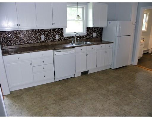 Building Photo - 60 Pleasant St