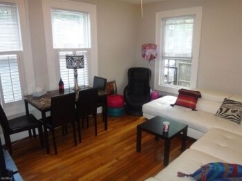 Foto principal - 568 Green St