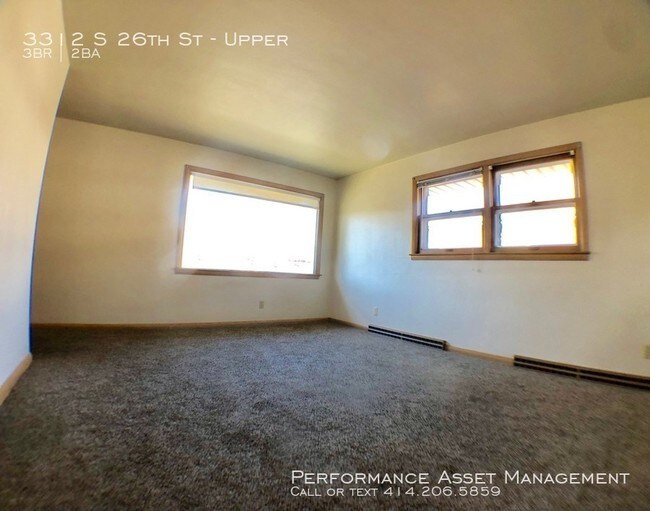 Building Photo - 3312 S 26th St