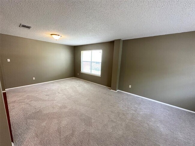 Building Photo - 13225 Amasia Dr