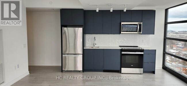 Building Photo - 1606 Charles St