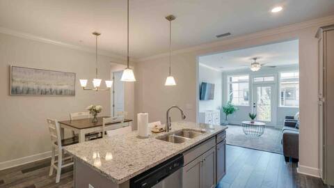 Foto principal - 405 Ronan Way