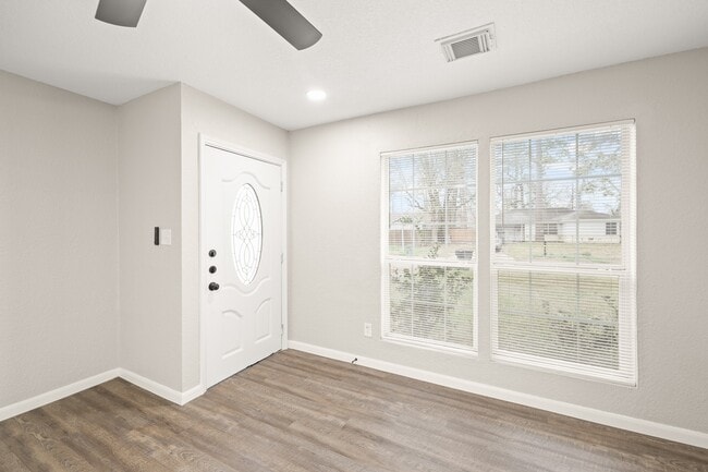 Building Photo - 7222 Wiley Rd