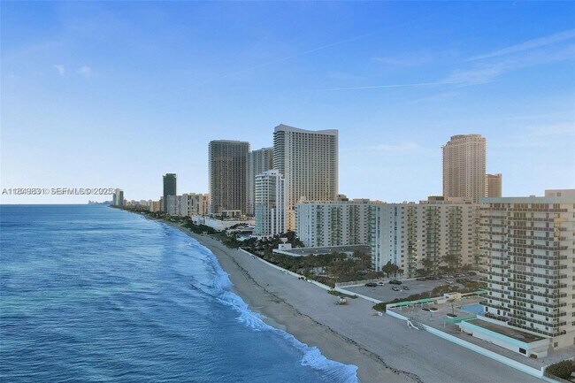 Foto del edificio - 3725 S Ocean Dr